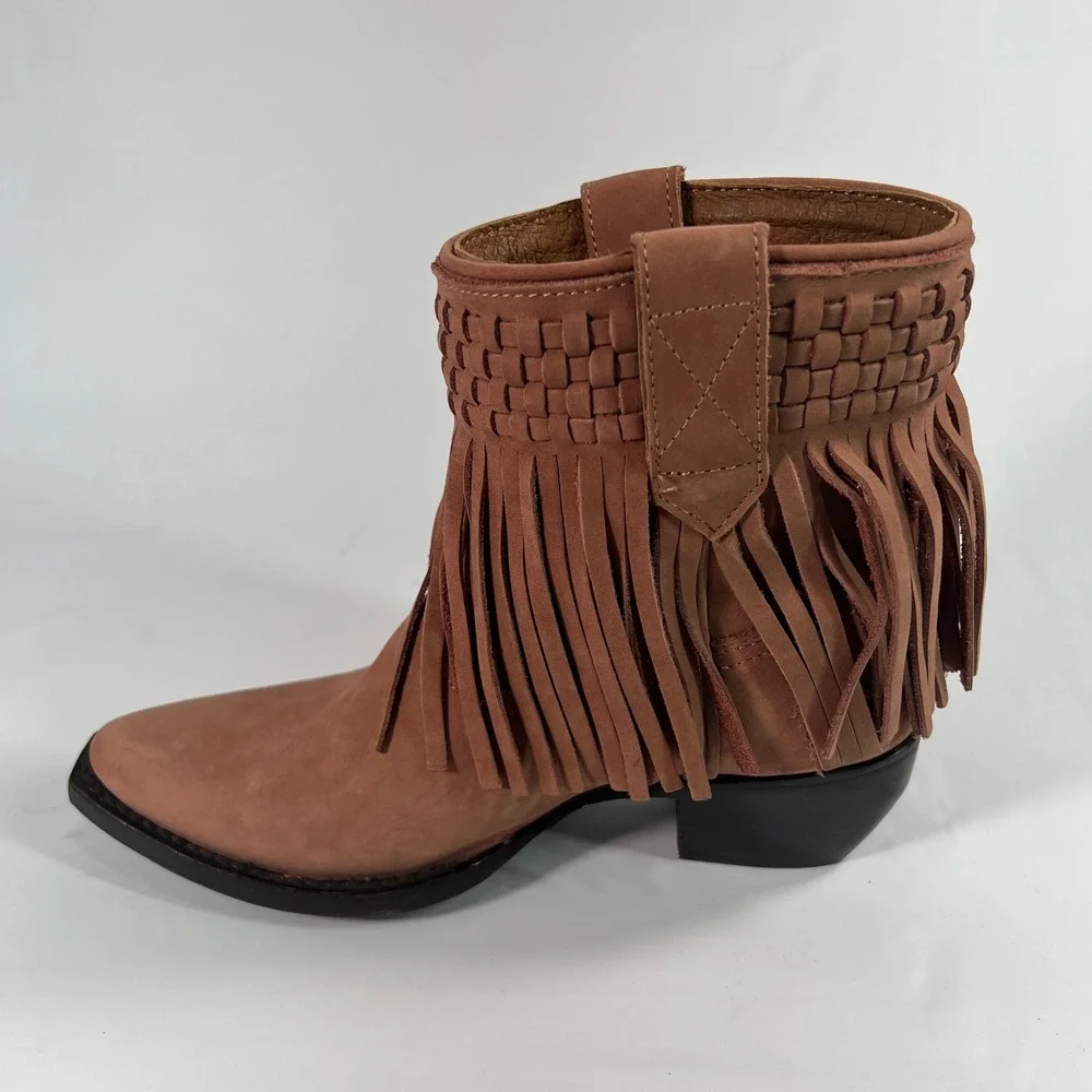 Frye Women's Sacha Short‎ Fringe Nubuck Leather Bootie in Rose Cake Size 6B Boho